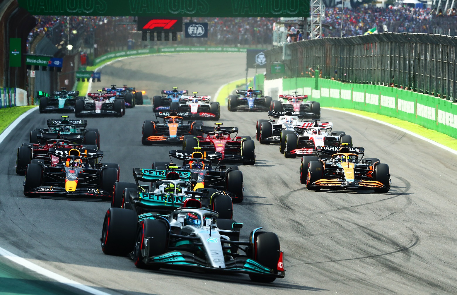 F1: Com 20 pilotos definidos, veja o grid completo para 2025