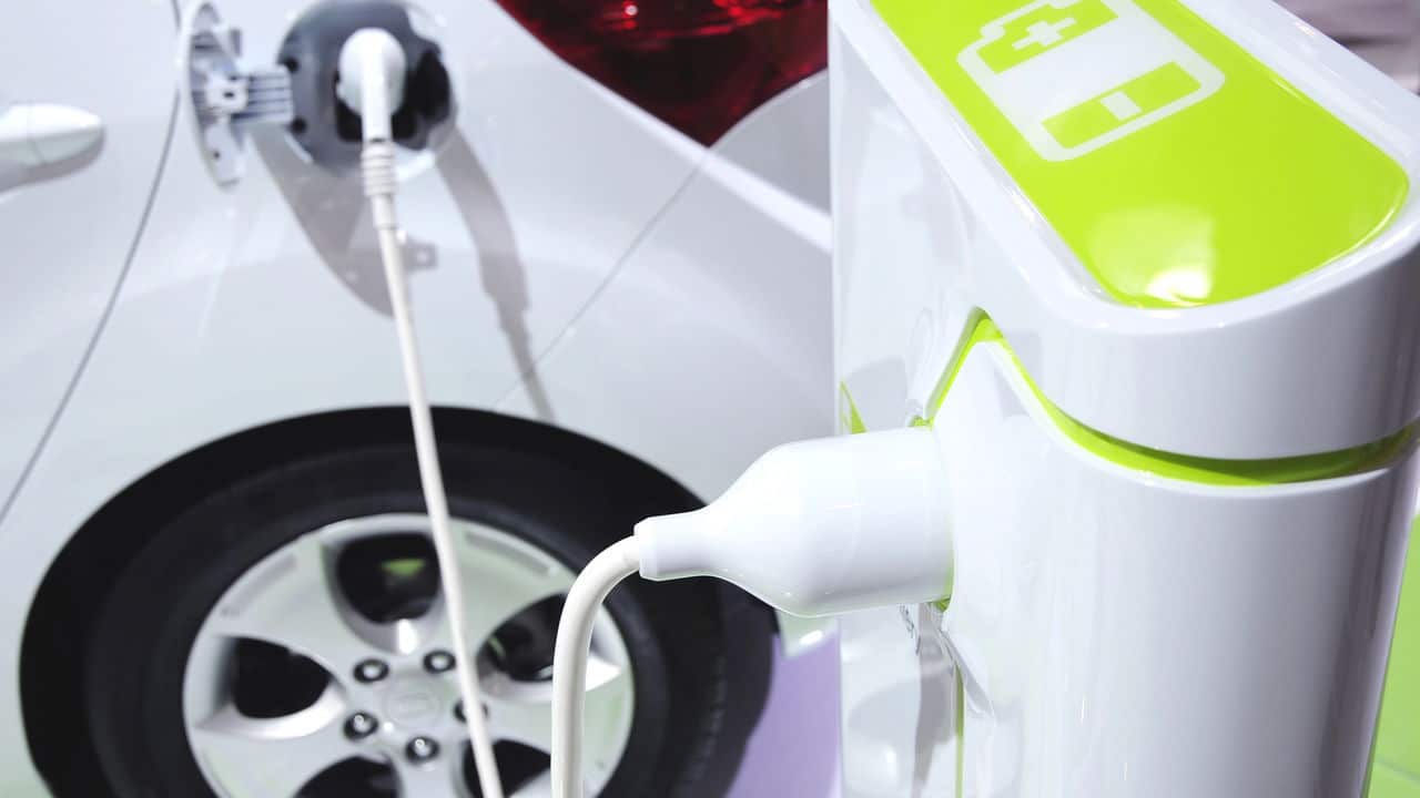 Nova bateria da BYD promete recarregar em 5 minutos