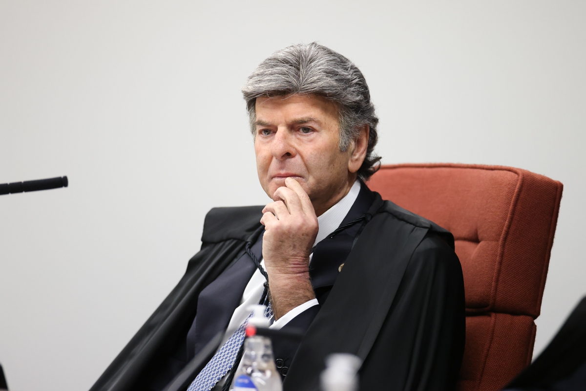 Possível Divergência de Fux no Julgamento de Bolsonaro Gera Discussão Sobre Plano de Moraes