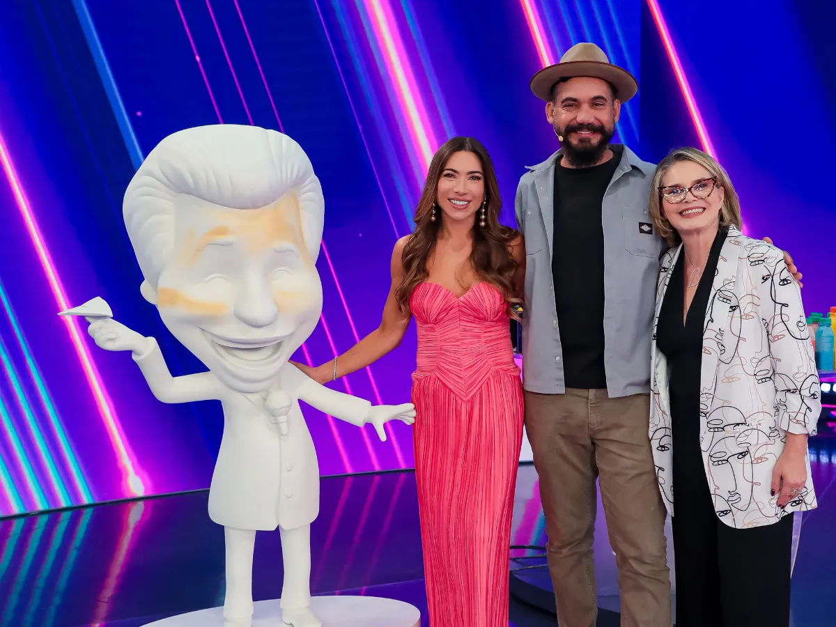 Filhas de Silvio Santos Promovem Exposição com 45 Esculturas do Apresentador pelo Brasil