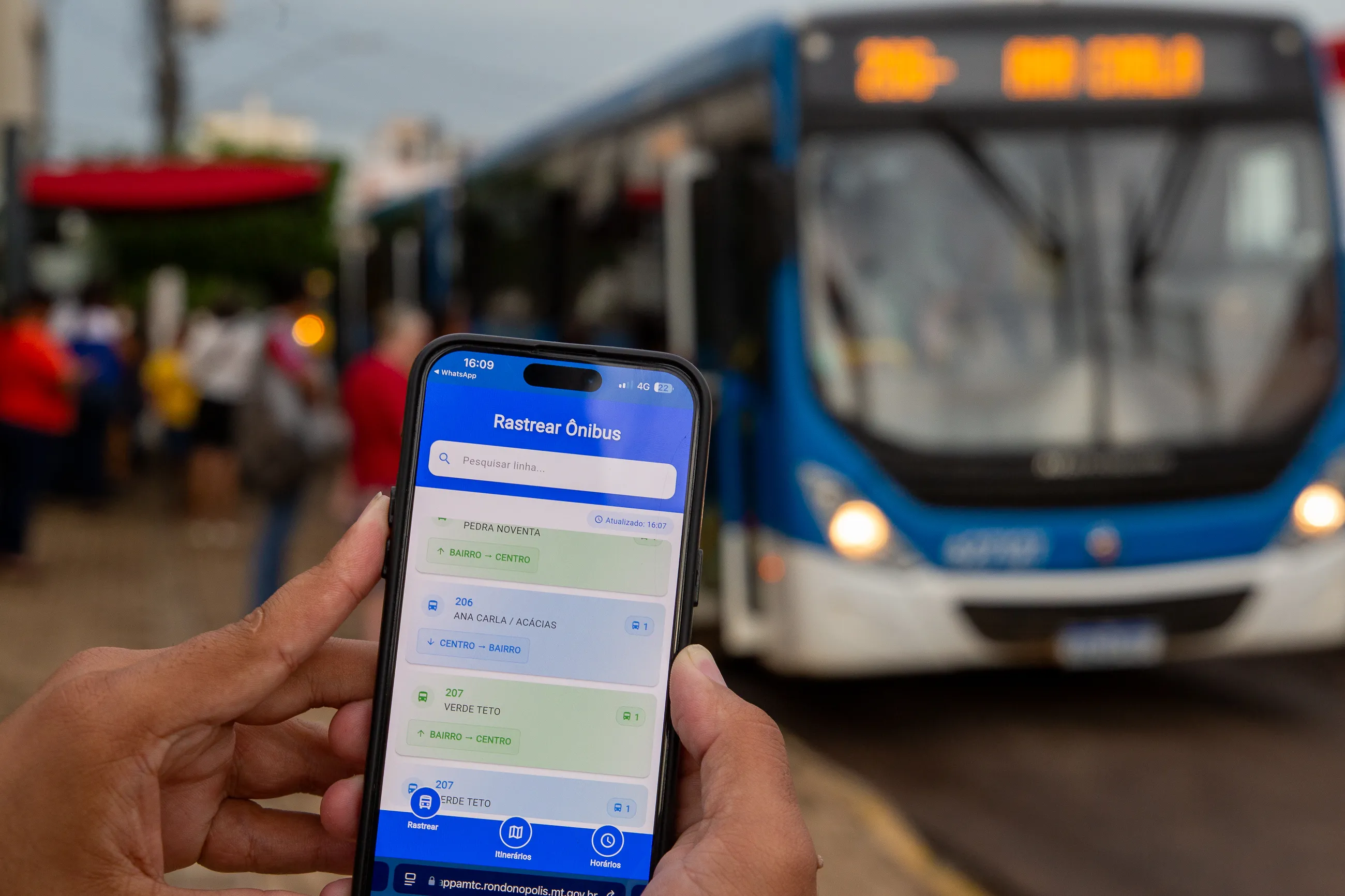 Prefeitura lança aplicativo para acompanhar ônibus do transporte coletivo em tempo real