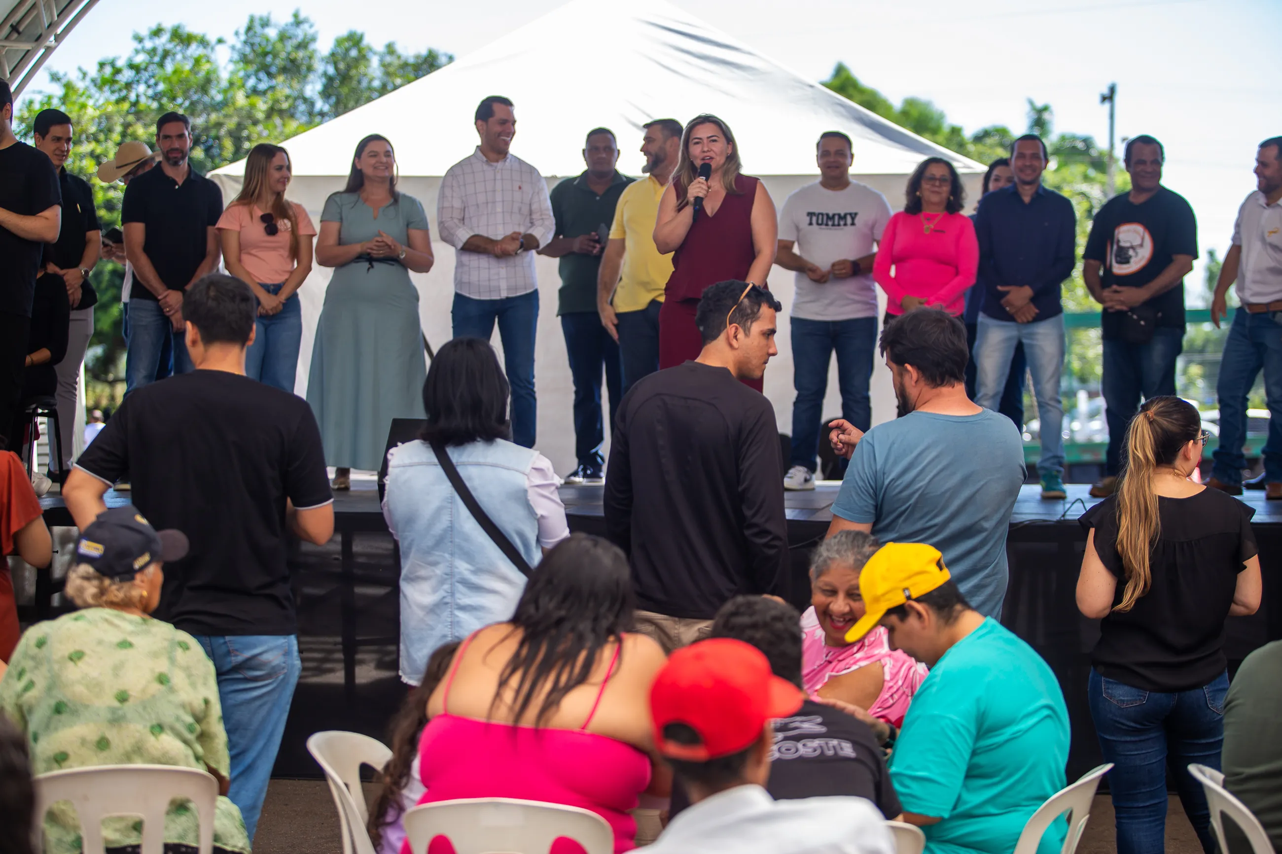Dia do Trabalhador começa em clima de festa com atrações para toda a família