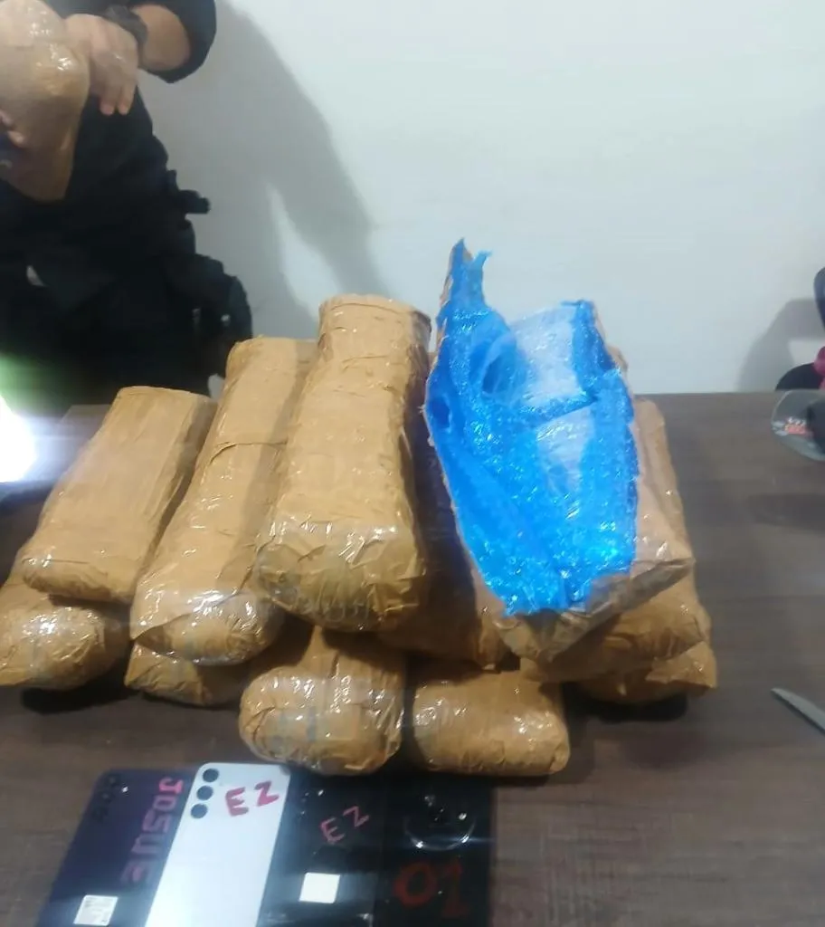 Ação ostensiva da Polícia Penal impede que 29 celulares cheguem a presos na Penitenciária de Rondonópolis
