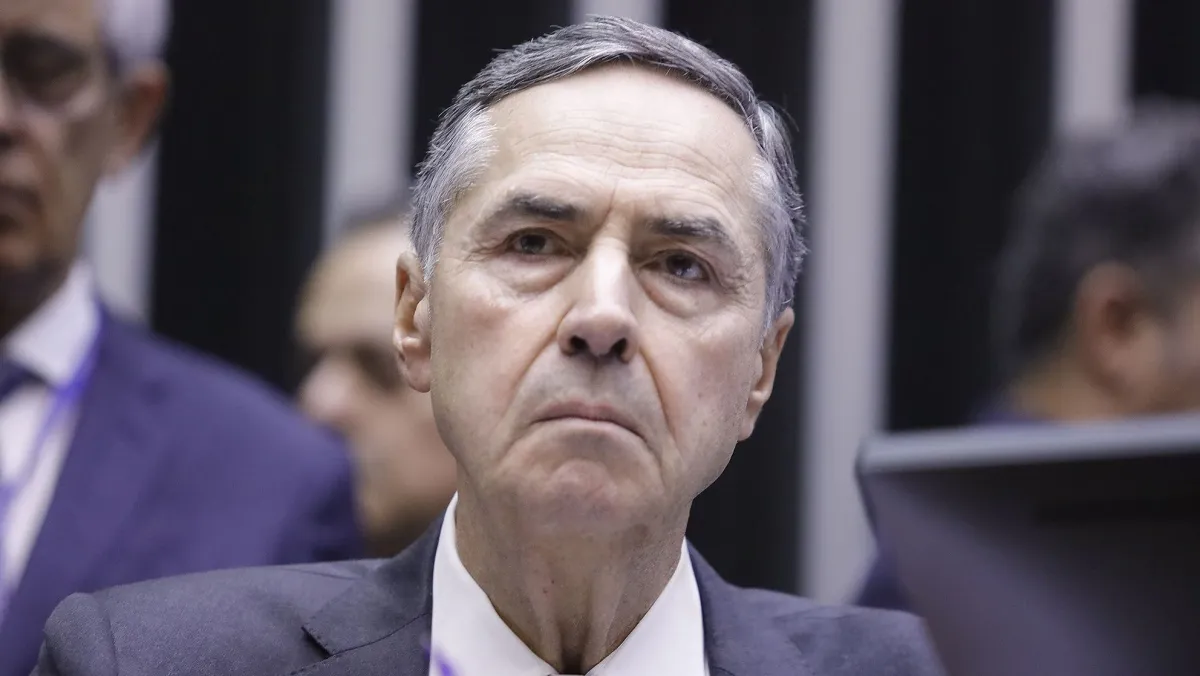 Saída de Barroso do STF volta ao radar e já abre disputa por vaga no governo Lula